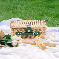 EEZYSONG Wicker Picnic Basket Set For 2